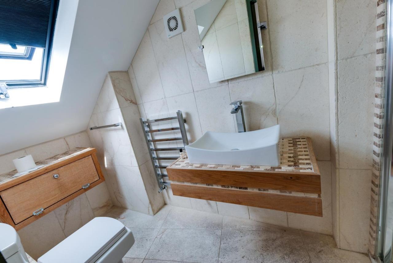 Base Serviced Apartments - Sir Thomas Street Liverpool Buitenkant foto